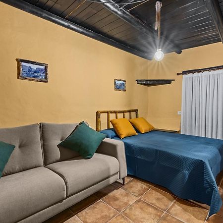 Casa Rural Vega De Timanfaya Uga エクステリア 写真