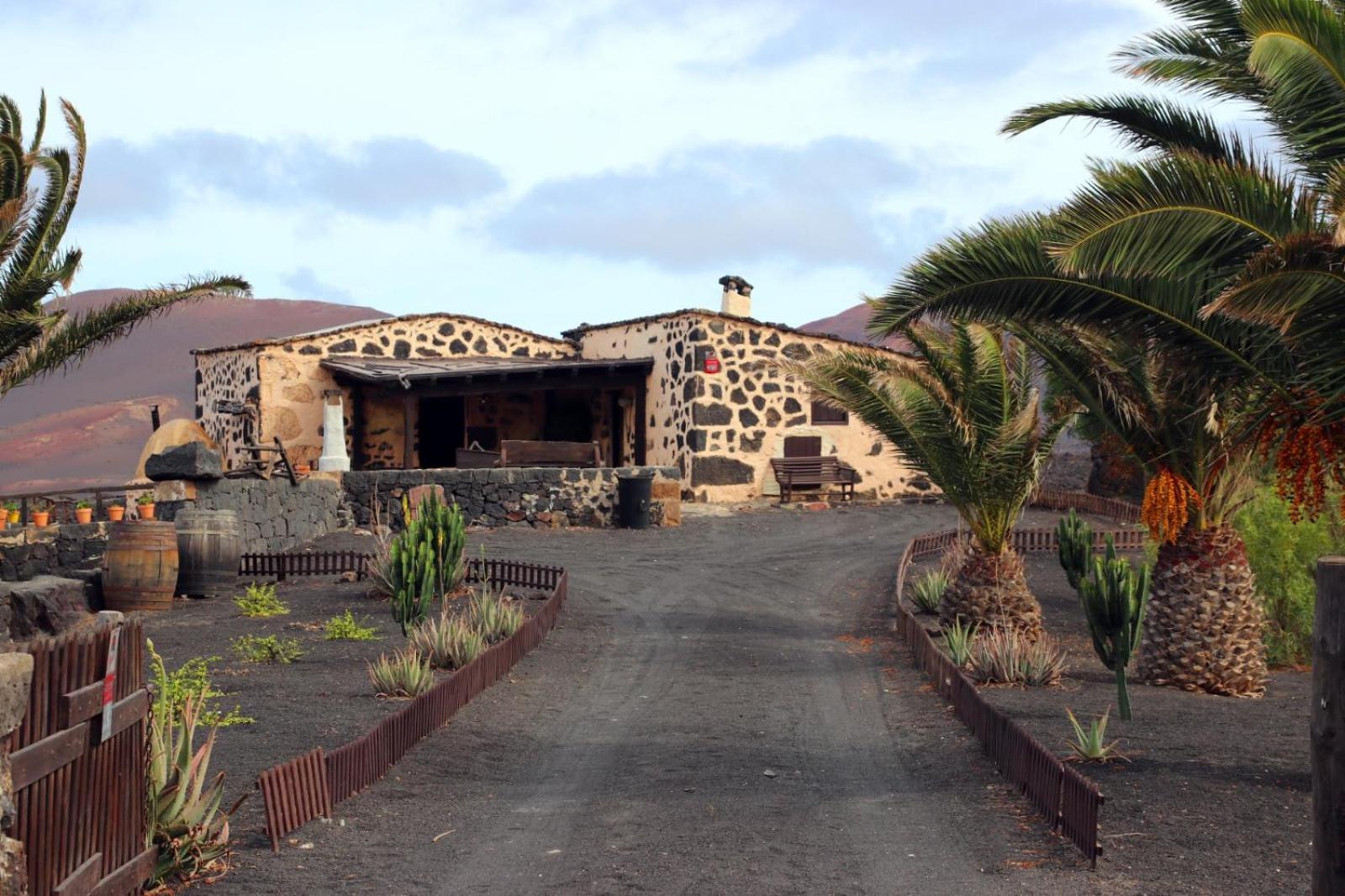 Casa Rural Vega De Timanfaya Uga エクステリア 写真